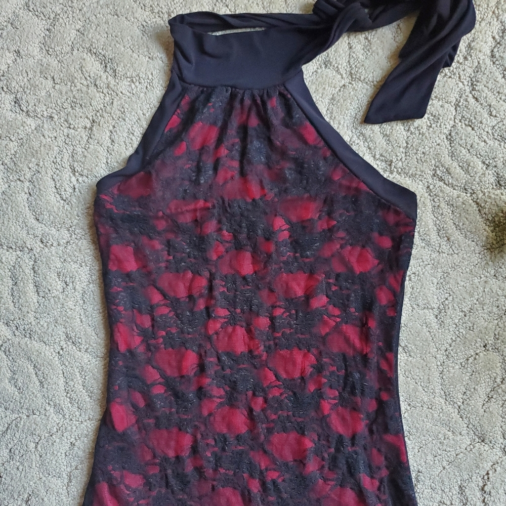 Body Central Lace Halter top | Size Small | Black/Red